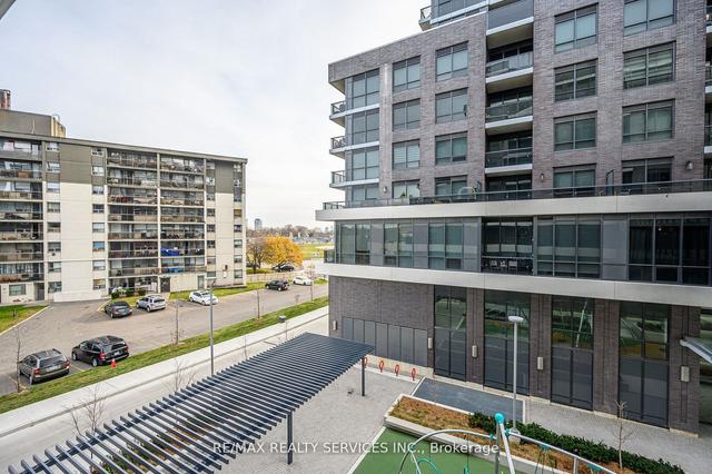 340 - 26 Gibbs Rd, Condo with 2 bedrooms, 2 bathrooms and 1 parking in Toronto ON | Image 26