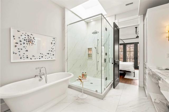 276 Carlton St, House attached with 4 bedrooms, 3 bathrooms and 1 parking in Toronto ON | Image 20