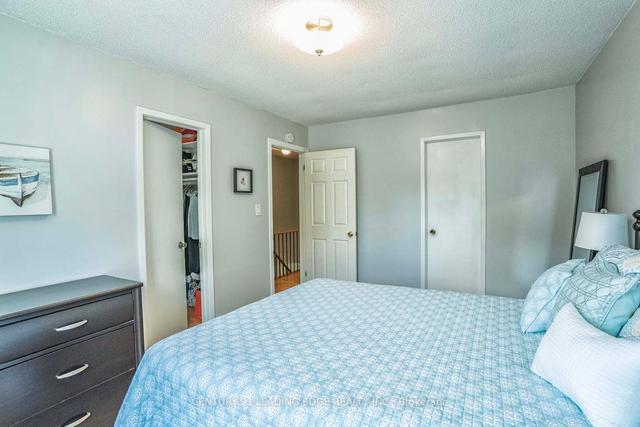 68 - 68 Foster Cres, Townhouse with 3 bedrooms, 2 bathrooms and 2 parking in Brampton ON | Image 11