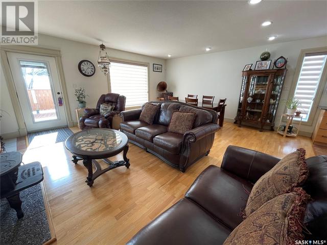 64 Parklane Drive, House detached with 4 bedrooms, 3 bathrooms and null parking in Yorkton SK | Image 13