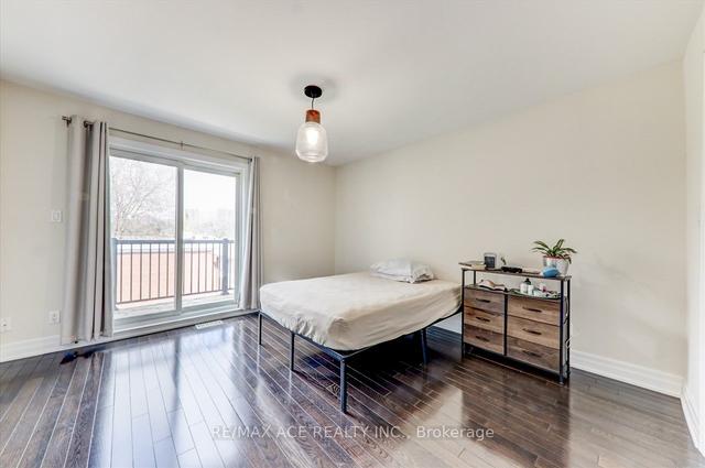 22 Coventry St, House attached with 3 bedrooms, 3 bathrooms and 1 parking in Toronto ON | Image 17