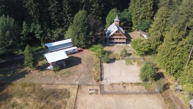 2271 Slocan Valley West Road, House detached with 5 bedrooms, 2 bathrooms and 9 parking in Central Kootenay H BC | Image 7
