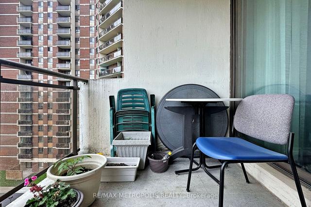 704 - 121 Trudelle St, Condo with 3 bedrooms, 2 bathrooms and 1 parking in Toronto ON | Image 26