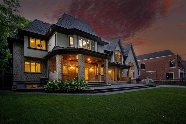 2160 Gordon Dr, House detached with 6 bedrooms, 9 bathrooms and 18 parking in Mississauga ON | Image 32