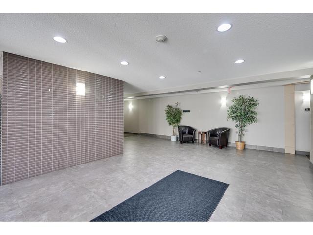 303 - 2208 44 Av Nw, Condo with 2 bedrooms, 2 bathrooms and null parking in Edmonton AB | Image 3