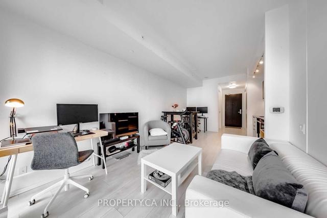 3410 - 125 Peter St, Condo with 1 bedrooms, 1 bathrooms and 0 parking in Toronto ON | Image 5