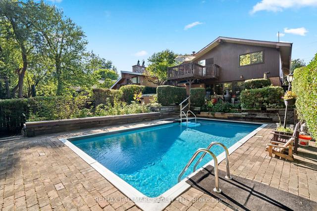 221 Birkdale Rd, House detached with 3 bedrooms, 3 bathrooms and 2 parking in Toronto ON | Image 28