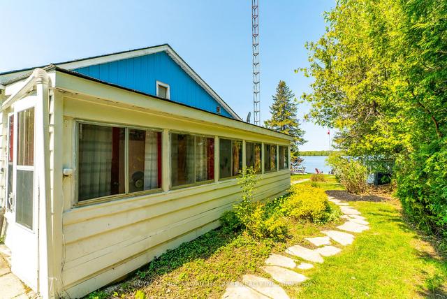 70 Antiquary Rd, House detached with 2 bedrooms, 1 bathrooms and 3 parking in Kawartha Lakes ON | Image 4