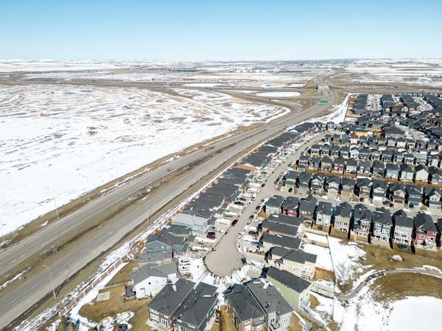 22 Redstone Cove Ne, House detached with 6 bedrooms, 3 bathrooms and 4 parking in Calgary AB | Image 37
