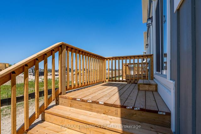 140 Black Willow Cres, House semidetached with 3 bedrooms, 3 bathrooms and 3 parking in The Blue Mountains ON | Image 17