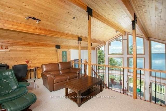 53 Sandy Island Tr, House detached with 3 bedrooms, 2 bathrooms and 0 parking in Parry Sound ON | Image 3