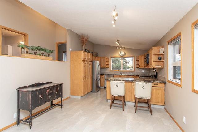 39041a Range Road 12, House detached with 4 bedrooms, 3 bathrooms and null parking in Red Deer County AB | Image 12