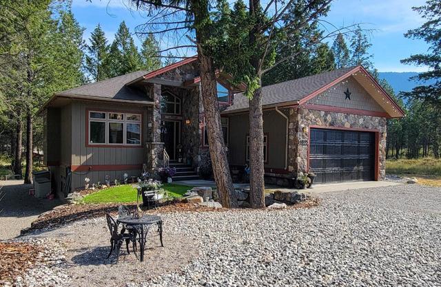 4895 Kimpton Rise, House detached with 4 bedrooms, 3 bathrooms and null parking in East Kootenay F BC | Image 4