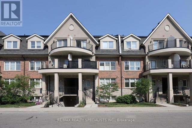 4 - 2 - 2420 Baronwood Dr, Townhouse with 2 bedrooms, 2 bathrooms and 1 parking in Oakville ON | Image 1