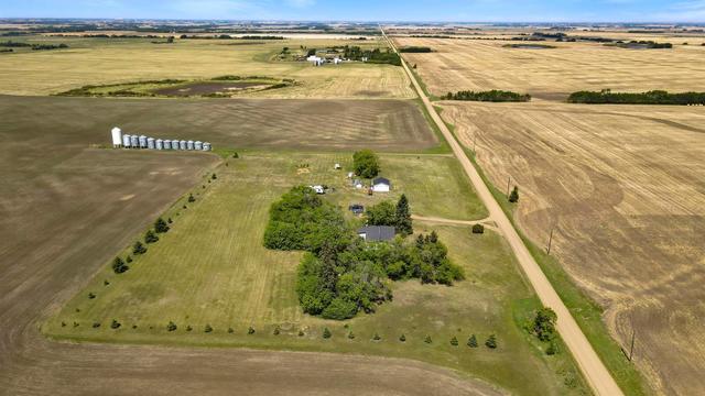 45024 Range Road 185, House detached with 4 bedrooms, 2 bathrooms and 2 parking in Camrose County AB | Image 3