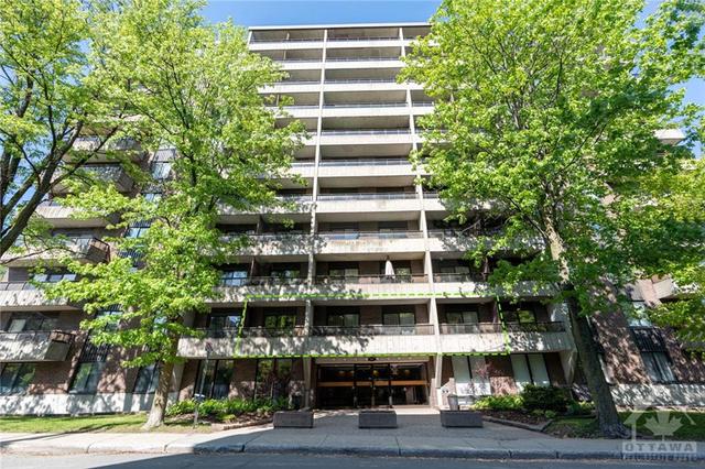 203 - 333 Chapel Street, Condo with 1 bedrooms, 2 bathrooms and 1 parking in Ottawa ON | Image 1
