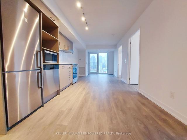 2107 - 219 Dundas St E, Condo with 3 bedrooms, 2 bathrooms and 0 parking in Toronto ON | Image 10