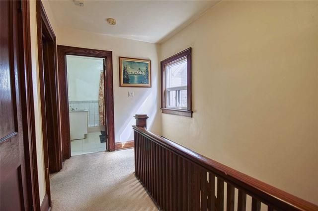 711 Windermere Ave, House detached with 3 bedrooms, 2 bathrooms and 2 parking in Toronto ON | Image 3