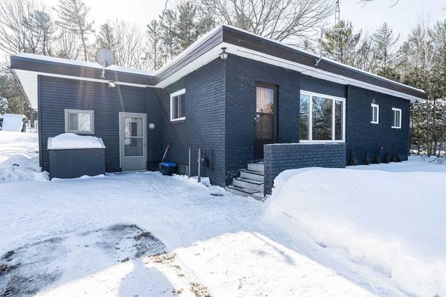 1986 Champlain Rd, House detached with 4 bedrooms, 2 bathrooms and 4 parking in Tiny ON | Image 12