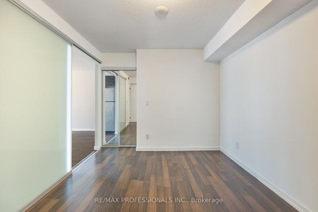 1326 - 38 Joe Shuster Way, Condo with 2 bedrooms, 1 bathrooms and 1 parking in Toronto ON | Image 10
