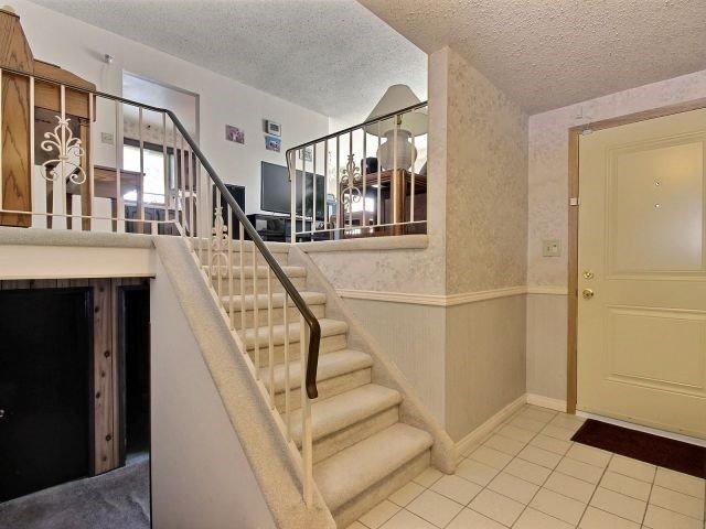 10354 Lonsdale Cres, House detached with 3 bedrooms, 2 bathrooms and 2 parking in Windsor ON | Image 2