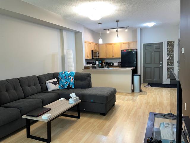 211 - 12330 102 Street, Condo with 2 bedrooms, 2 bathrooms and 1 parking in Grande Prairie AB | Image 6