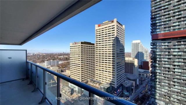 1610 - 2221 Yonge St, Condo with 1 bedrooms, 2 bathrooms and 0 parking in Toronto ON | Image 7