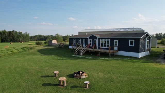 592061b Highway 658, House detached with 3 bedrooms, 2 bathrooms and 100 parking in Woodlands County AB | Image 5