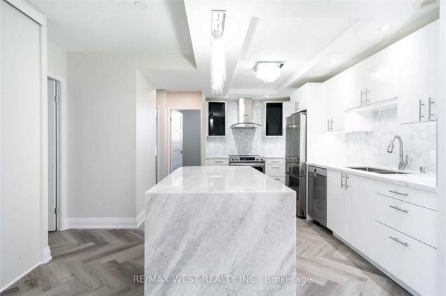 1702 - 299 Mill Rd, Condo with 3 bedrooms, 2 bathrooms and 2 parking in Toronto ON | Image 12