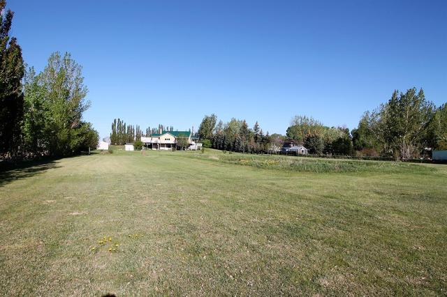 75075 Rr205, House detached with 2 bedrooms, 2 bathrooms and null parking in Lethbridge County AB | Image 5
