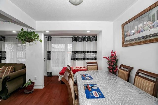 6 - 7450 Darcel Ave, House attached with 3 bedrooms, 2 bathrooms and 4 parking in Mississauga ON | Image 33