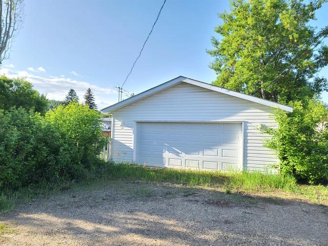 9518 85 Avenue, House detached with 1 bedrooms, 1 bathrooms and 6 parking in Peace River AB | Image 6