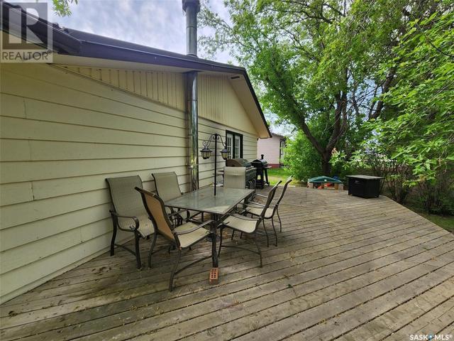 104 1st Avenue N, House detached with 4 bedrooms, 2 bathrooms and null parking in Glenavon SK | Image 5