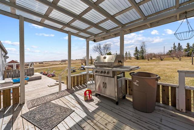 48057 Highway 21, House detached with 3 bedrooms, 2 bathrooms and null parking in Camrose County AB | Image 26