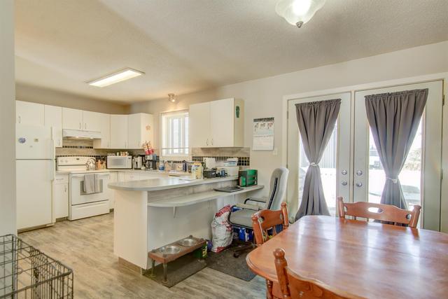 400 43a Street S, House other with 0 bedrooms, 0 bathrooms and 3 parking in Lethbridge County AB | Image 10