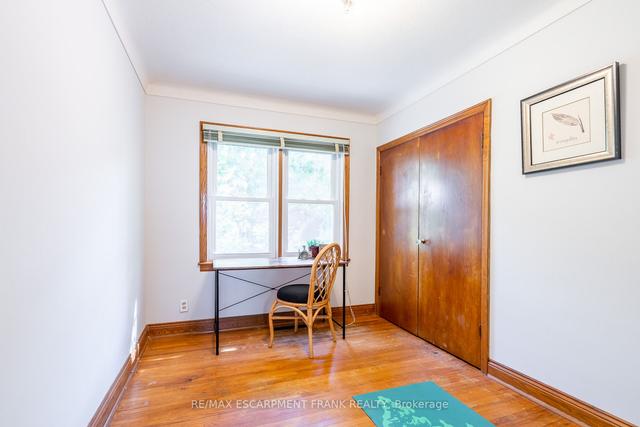1 Alba St, House detached with 3 bedrooms, 2 bathrooms and 3 parking in Hamilton ON | Image 6