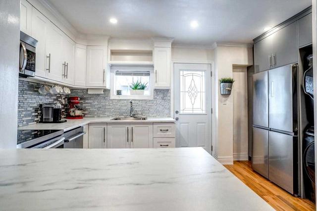 7 Kane Ave, House detached with 3 bedrooms, 3 bathrooms and 1 parking in Toronto ON | Image 29