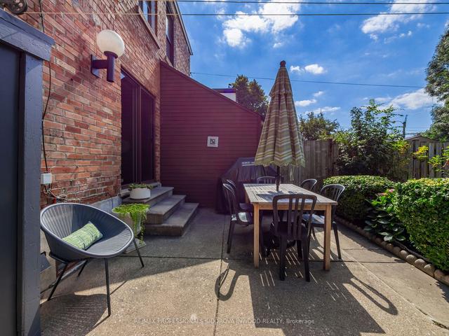122 Margueretta St, House semidetached with 5 bedrooms, 2 bathrooms and 2 parking in Toronto ON | Image 29