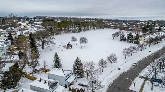 92 Broadfoot Rd, House detached with 3 bedrooms, 2 bathrooms and 4 parking in Barrie ON | Image 22