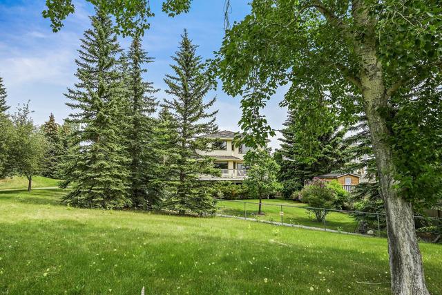236 Evergreen Court Sw, House detached with 5 bedrooms, 3 bathrooms and 5 parking in Calgary AB | Image 44
