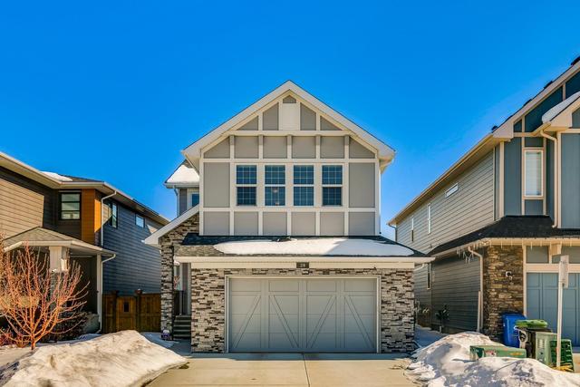 28 Cranbrook Circle Se, House detached with 3 bedrooms, 2 bathrooms and 4 parking in Calgary AB | Image 1