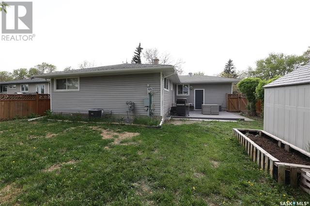 522 Upland Drive, House detached with 5 bedrooms, 2 bathrooms and null parking in Regina SK | Image 41