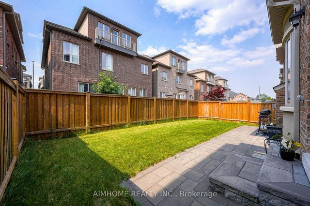 18 Lucio Ave, House detached with 5 bedrooms, 6 bathrooms and 4 parking in Markham ON | Image 19