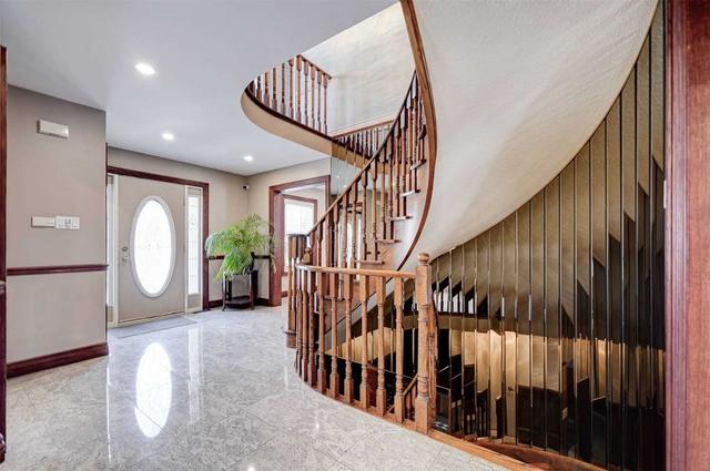 491 Marlatt Dr, House detached with 5 bedrooms, 5 bathrooms and 4 parking in Oakville ON | Image 34