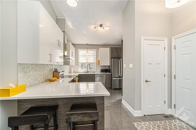 53 Solara Private, Townhouse with 3 bedrooms, 3 bathrooms and 2 parking in Clarence Rockland ON | Image 9