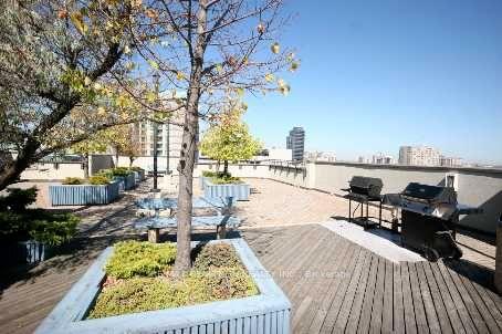 2507 - 633 Bay St, Condo with 2 bedrooms, 2 bathrooms and 0 parking in Toronto ON | Image 9