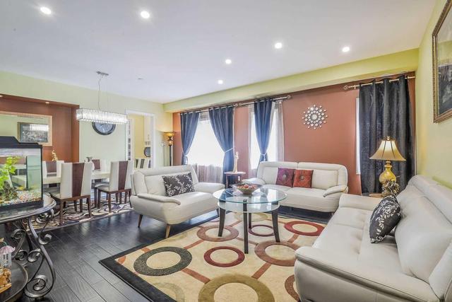 80 Latania Blvd, House detached with 4 bedrooms, 6 bathrooms and 4 parking in Brampton ON | Image 4