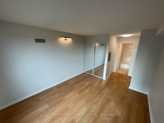 1209 - 23 Lorraine Dr, Condo with 2 bedrooms, 2 bathrooms and 1 parking in Toronto ON | Image 7