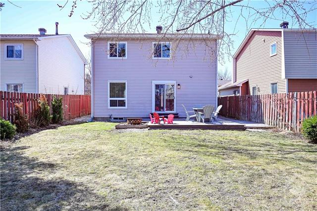 1114 St Germain Crescent, House detached with 3 bedrooms, 2 bathrooms and 3 parking in Ottawa ON | Image 29