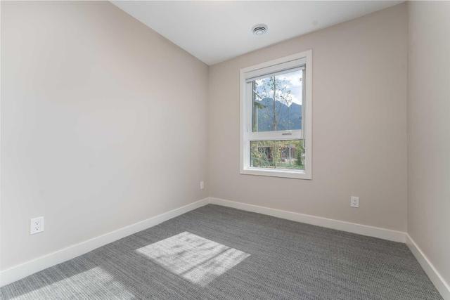 107 - 109 Kananaskis Way, Condo with 2 bedrooms, 1 bathrooms and 1 parking in Canmore AB | Image 8